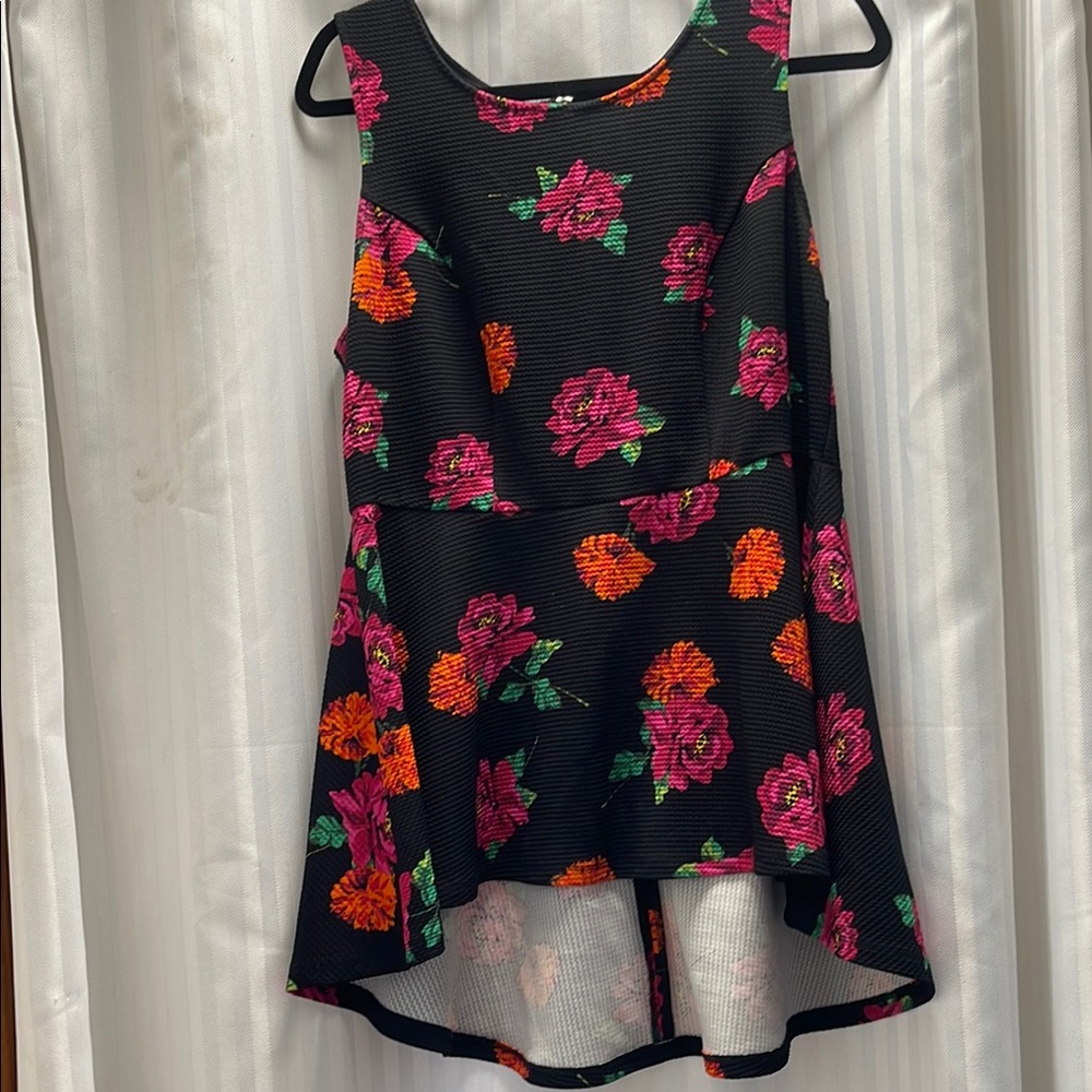 Torrid Black Top with Vibrant Floral Accents